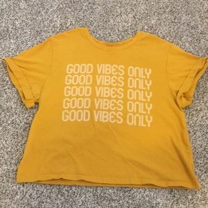 “Good Vibes Only” Tee